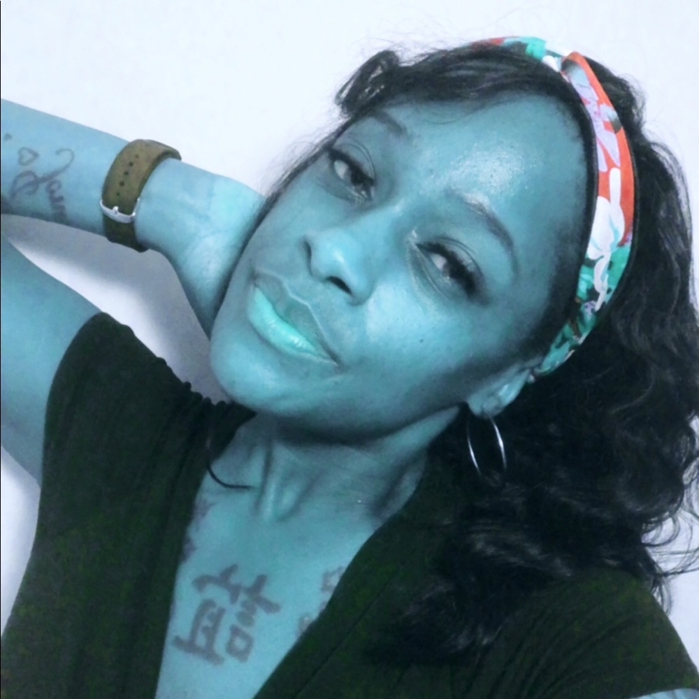 Meet your Posher, Shante’